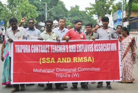 RMSA and SSA protest seeking for regularization of jobs